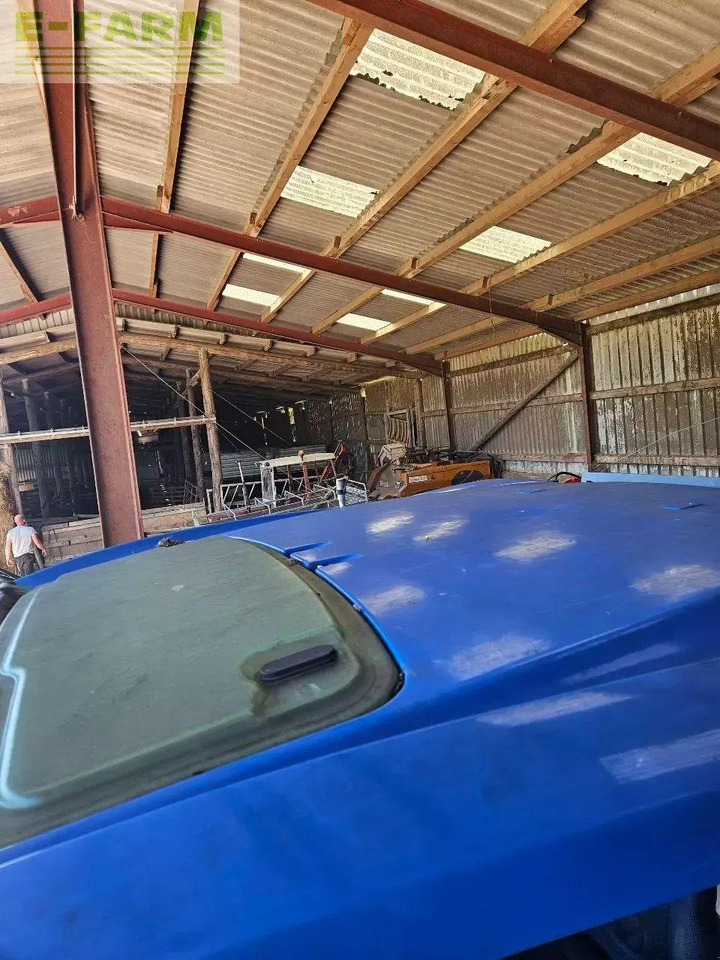 New Holland t5.120 ec EC - Trator: foto 4 New Holland t5.120 ec EC - Trator: foto 4