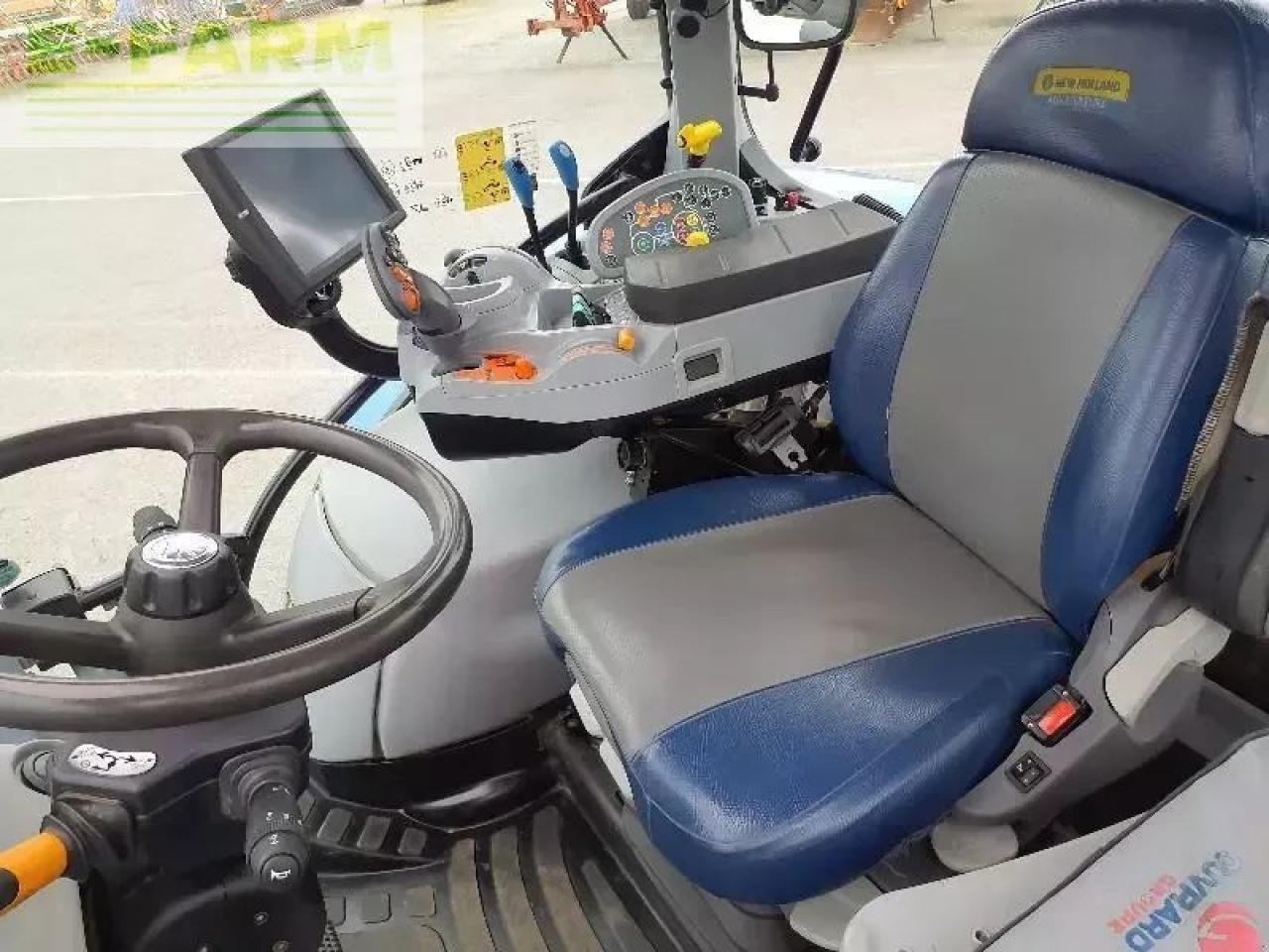 Trator New Holland t5-130ac AC: foto 9