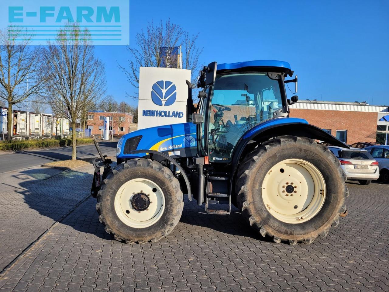 New Holland t6020 elite Elite - Trator: foto 1 New Holland t6020 elite Elite - Trator: foto 1