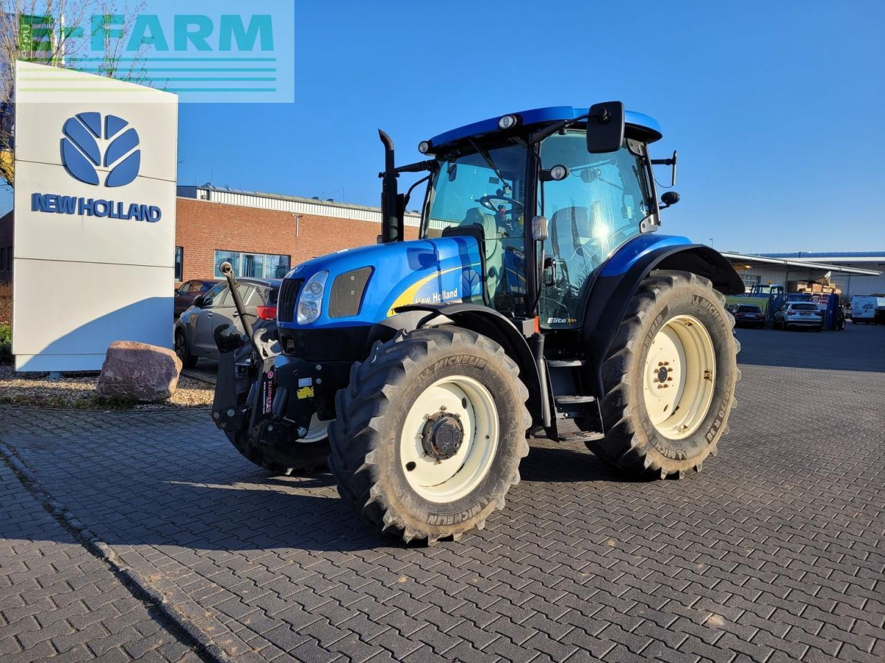 New Holland t6020 elite Elite - Trator: foto 2 New Holland t6020 elite Elite - Trator: foto 2