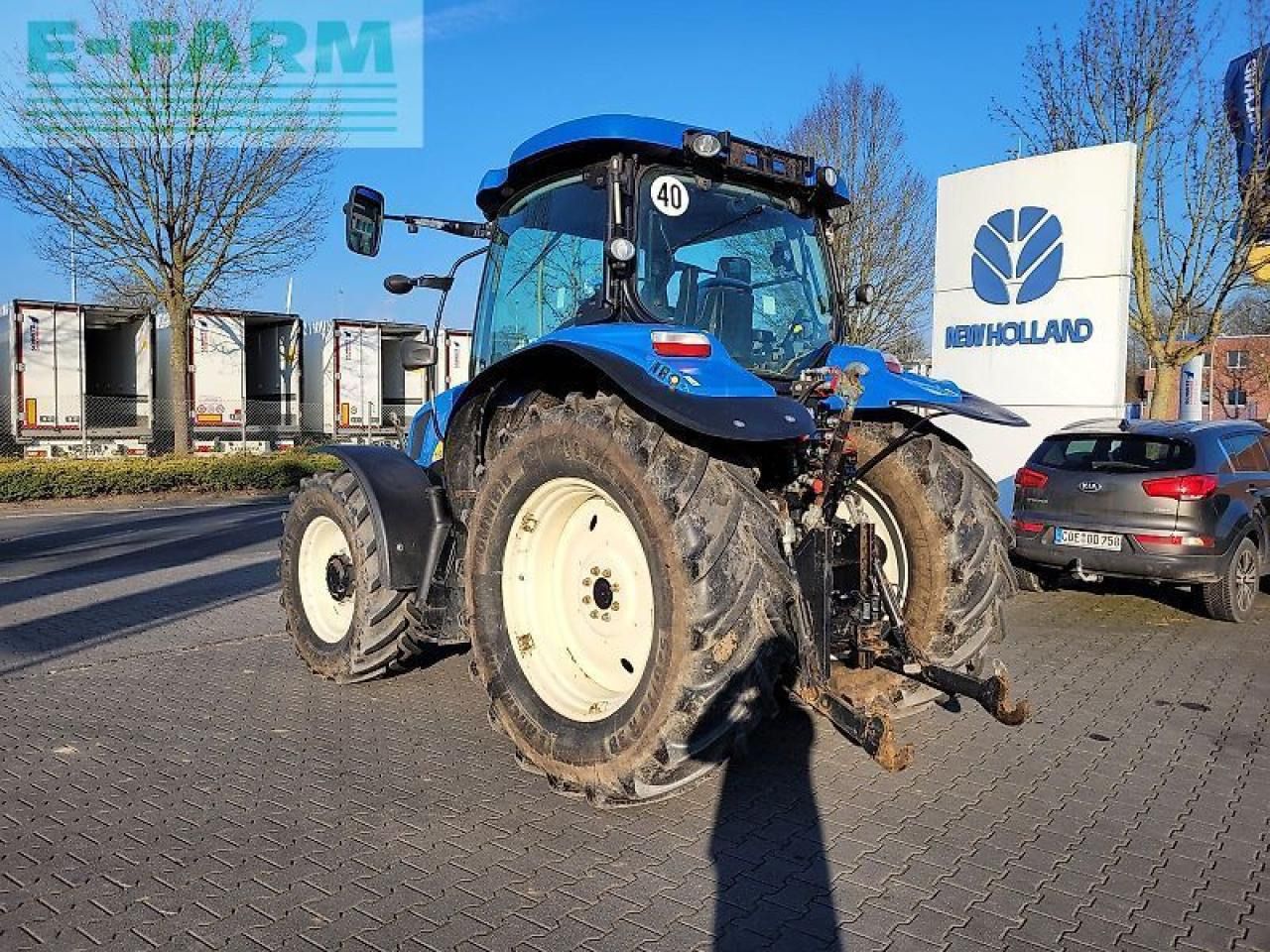 New Holland t6020 elite Elite - Trator: foto 5 New Holland t6020 elite Elite - Trator: foto 5
