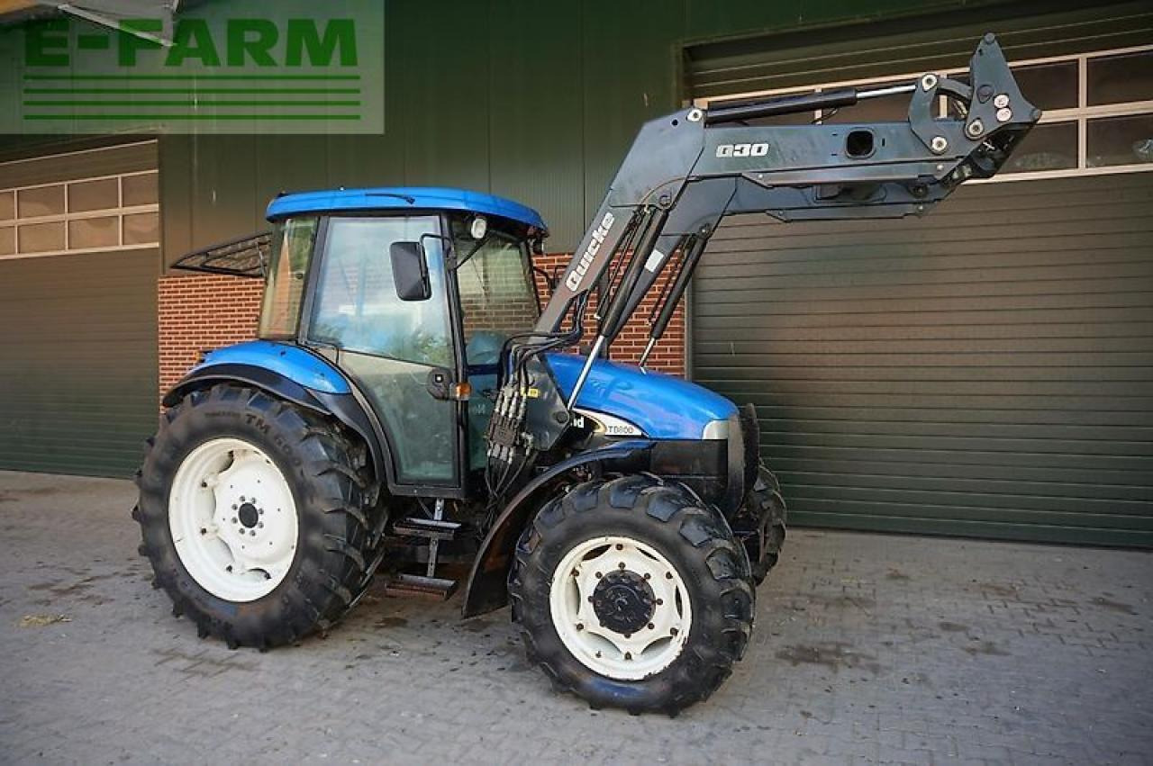 New Holland td80d mit quicke frontlader D - Trator: foto 1 New Holland td80d mit quicke frontlader D - Trator: foto 1