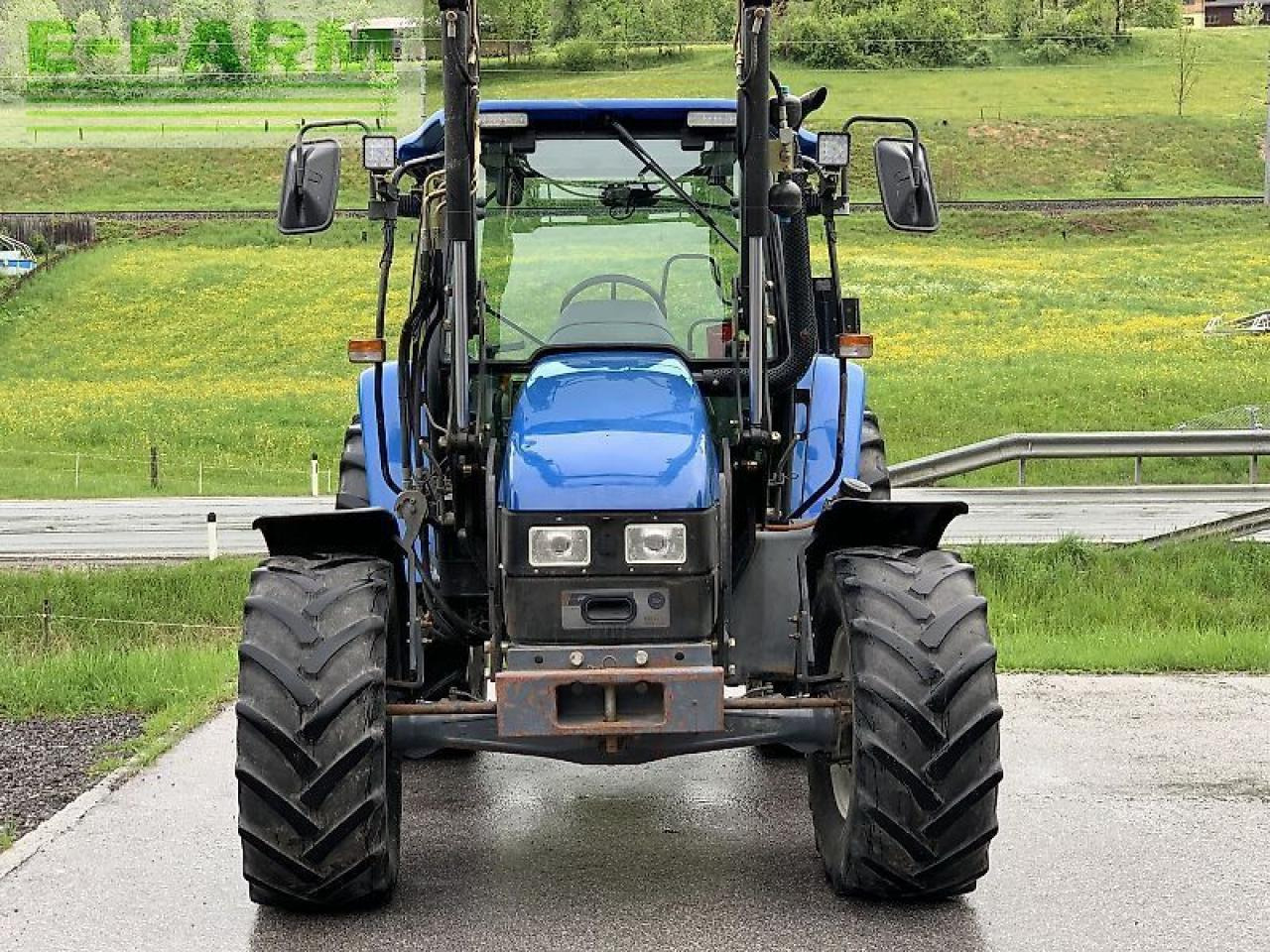 New Holland tl 70 a + hauer frontlader A - Trator: foto 4 New Holland tl 70 a + hauer frontlader A - Trator: foto 4