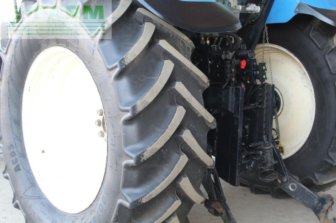 Trator New Holland ts115: foto 13
