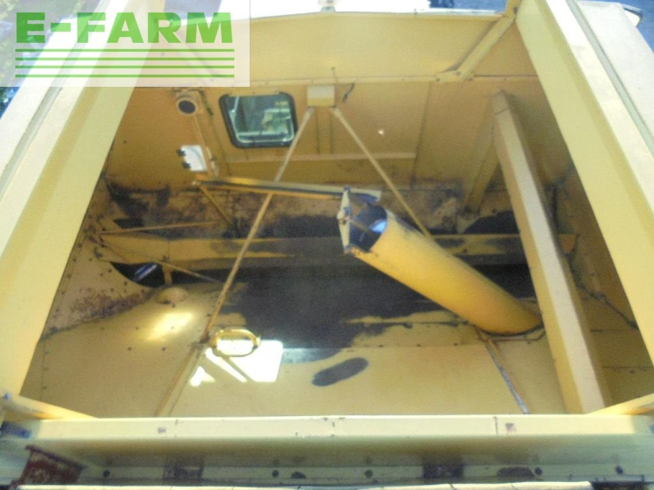 Ceifeira debulhadora New Holland tx68fs: foto 8 Ceifeira debulhadora New Holland tx68fs: foto 8