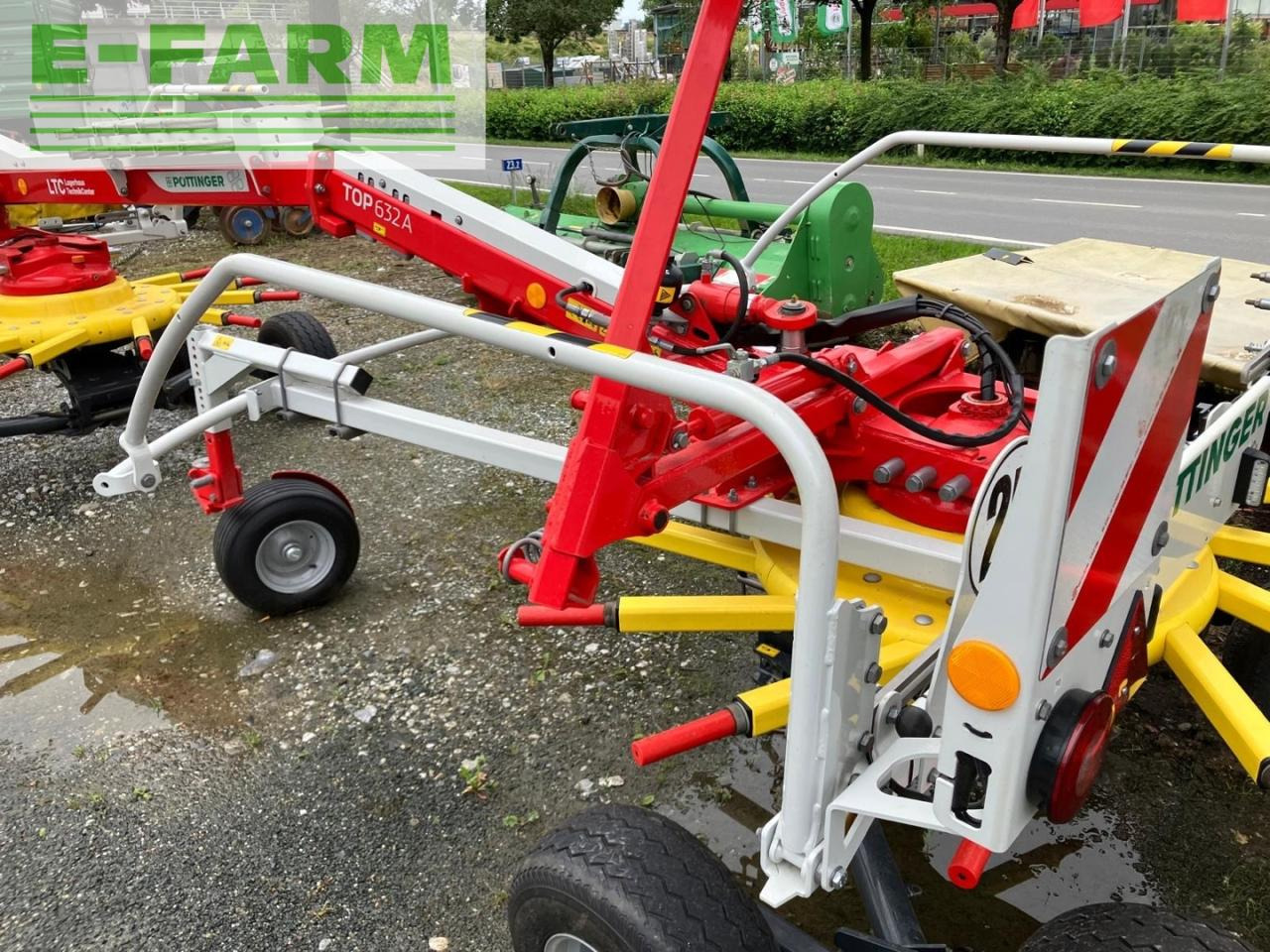 Pöttinger Top 632 A - Ancinho enleirador: foto 1 Pöttinger Top 632 A - Ancinho enleirador: foto 1