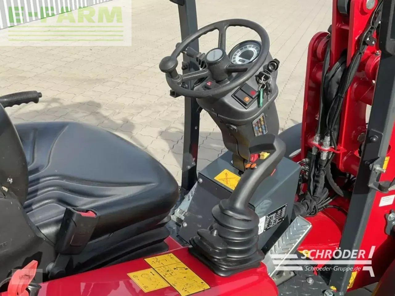 Pá carregadora de rodas Schäffer 3630: foto 9