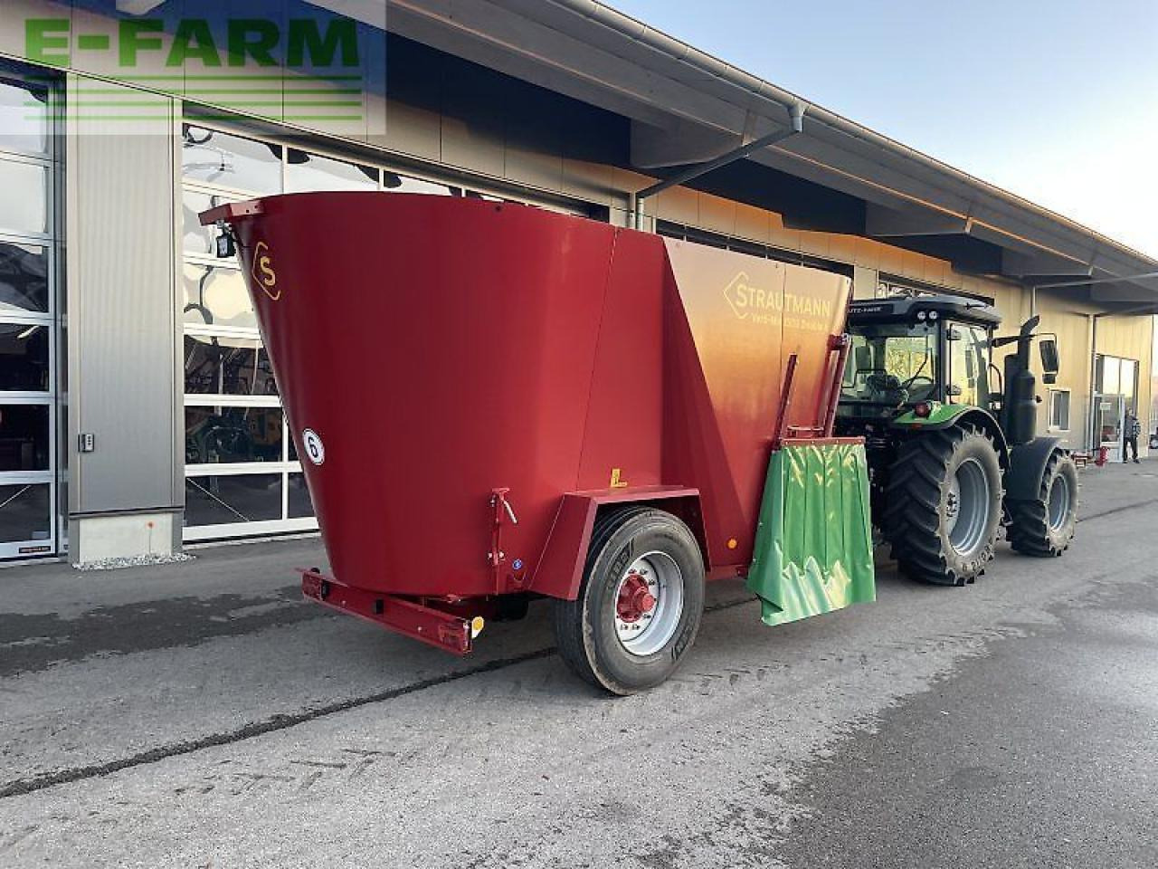 Strautmann verti-mix 1500 double k - Equipamento de gado: foto 3 Strautmann verti-mix 1500 double k - Equipamento de gado: foto 3