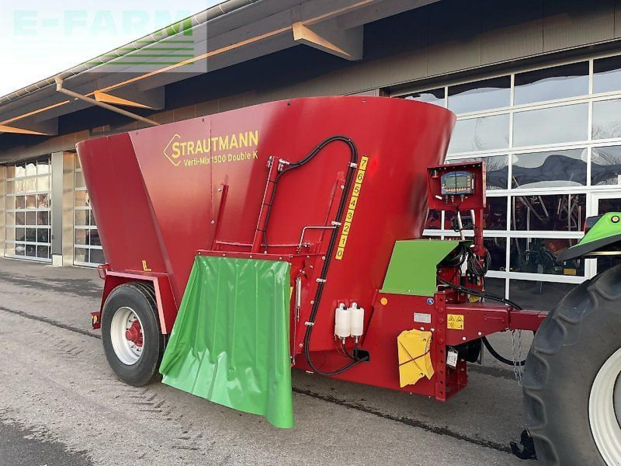 Strautmann verti-mix 1500 double k - Equipamento de gado: foto 1 Strautmann verti-mix 1500 double k - Equipamento de gado: foto 1