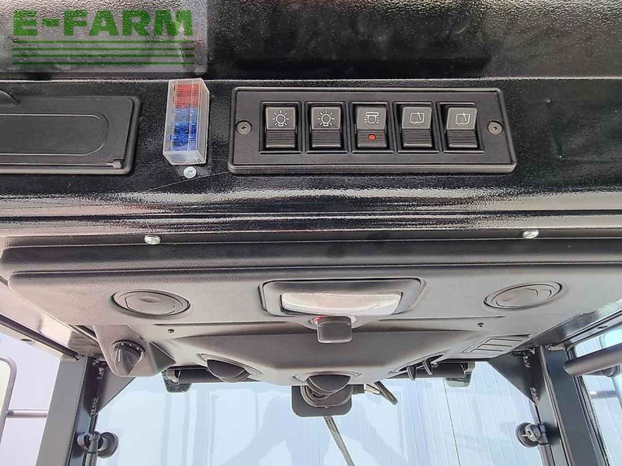 Trator Tym t265 nh: foto 7