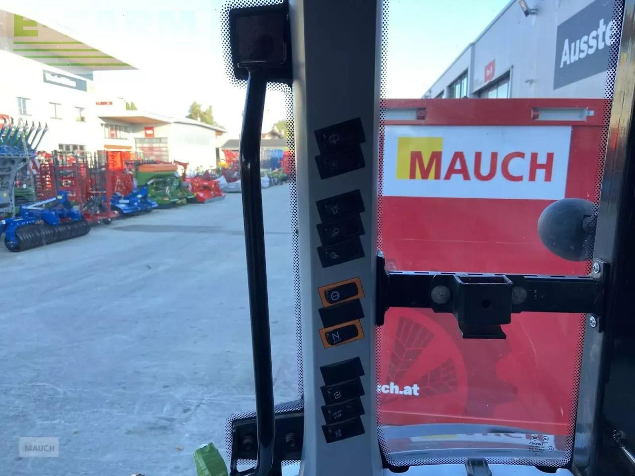 Trator Valtra a 114: foto 12