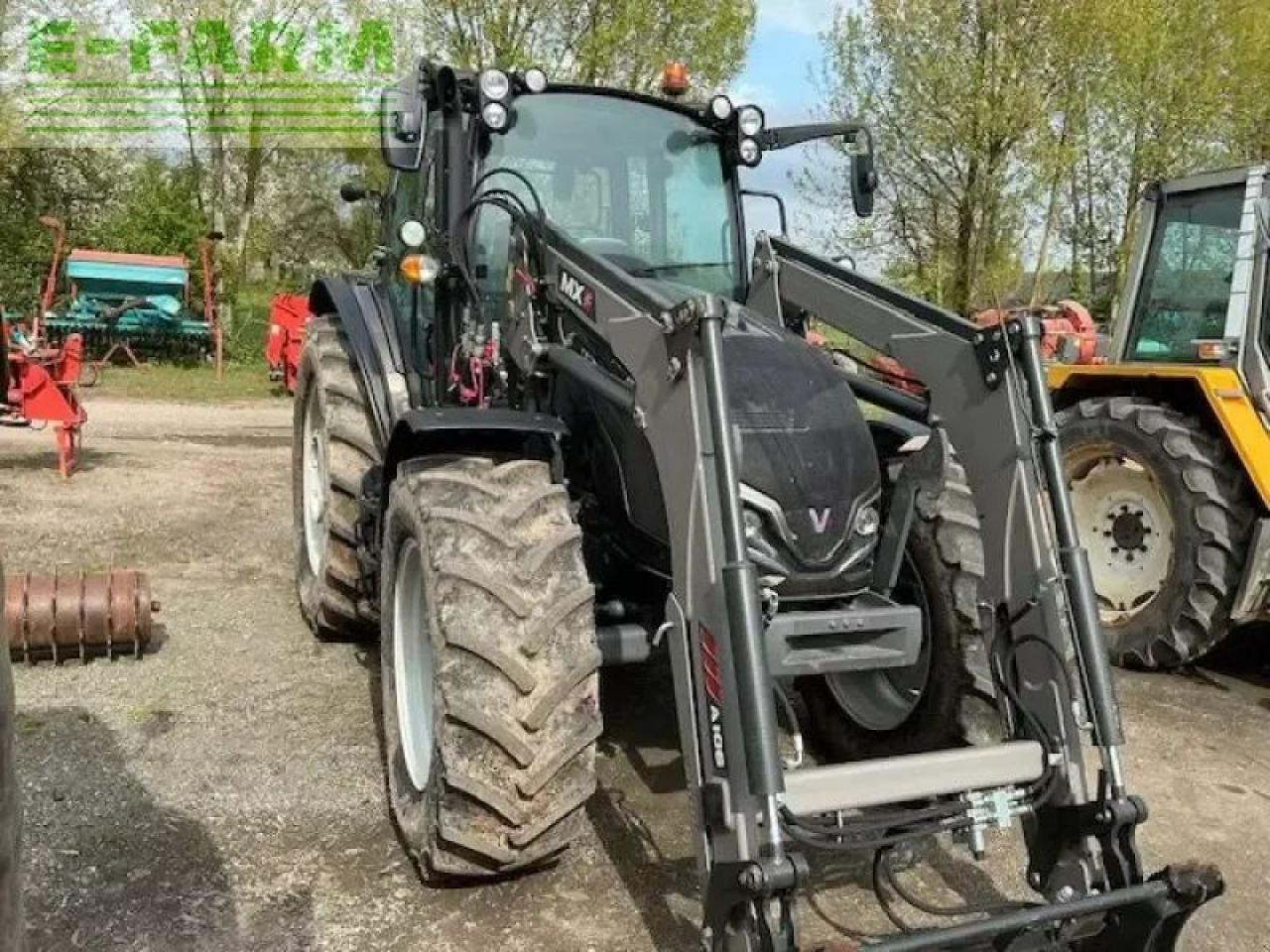 Valtra a105 - Trator: foto 2 Valtra a105 - Trator: foto 2