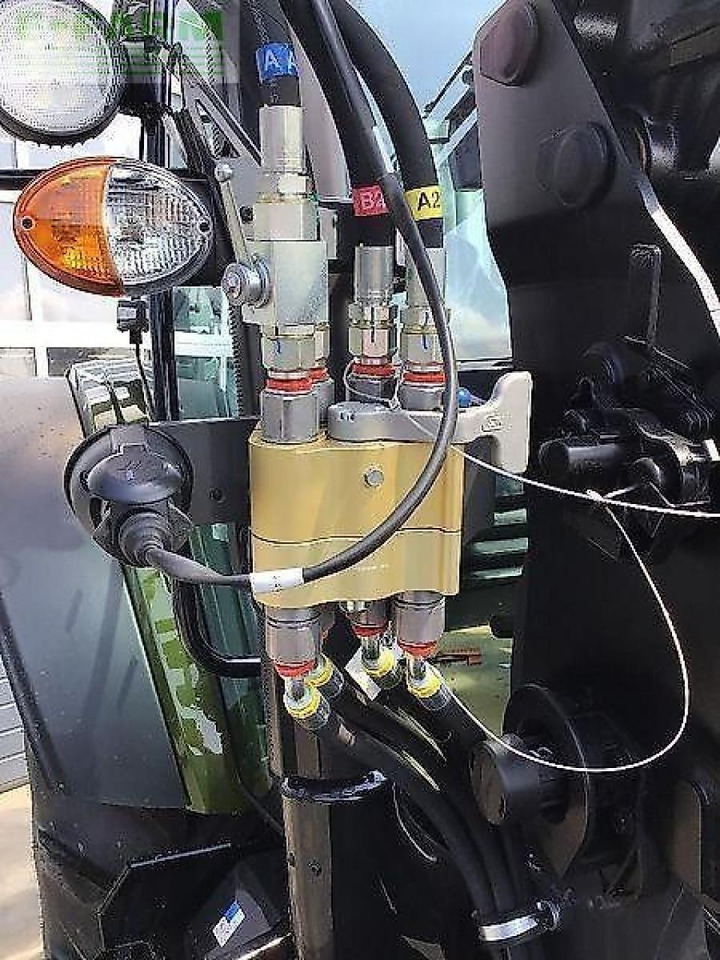 Trator Valtra a115 mh4: foto 8