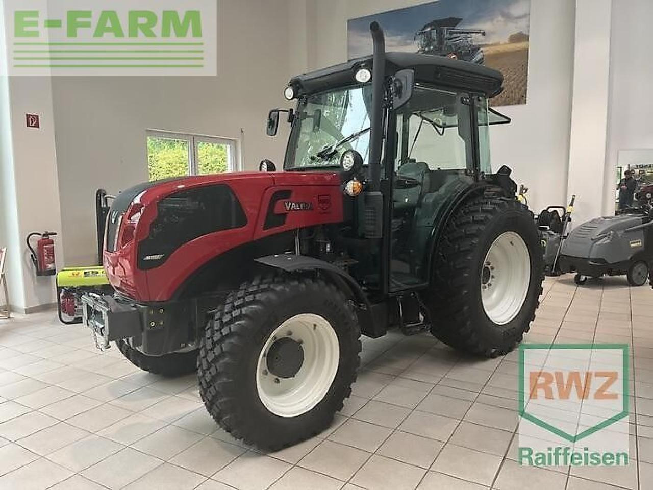 Valtra f105s 2d3 - Trator: foto 2 Valtra f105s 2d3 - Trator: foto 2
