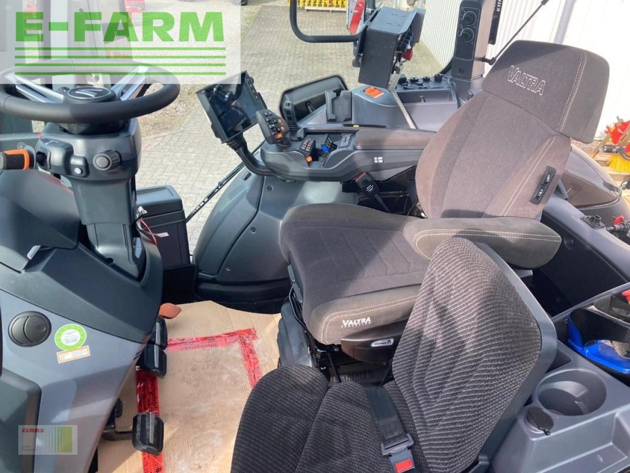 Trator Valtra q245: foto 7