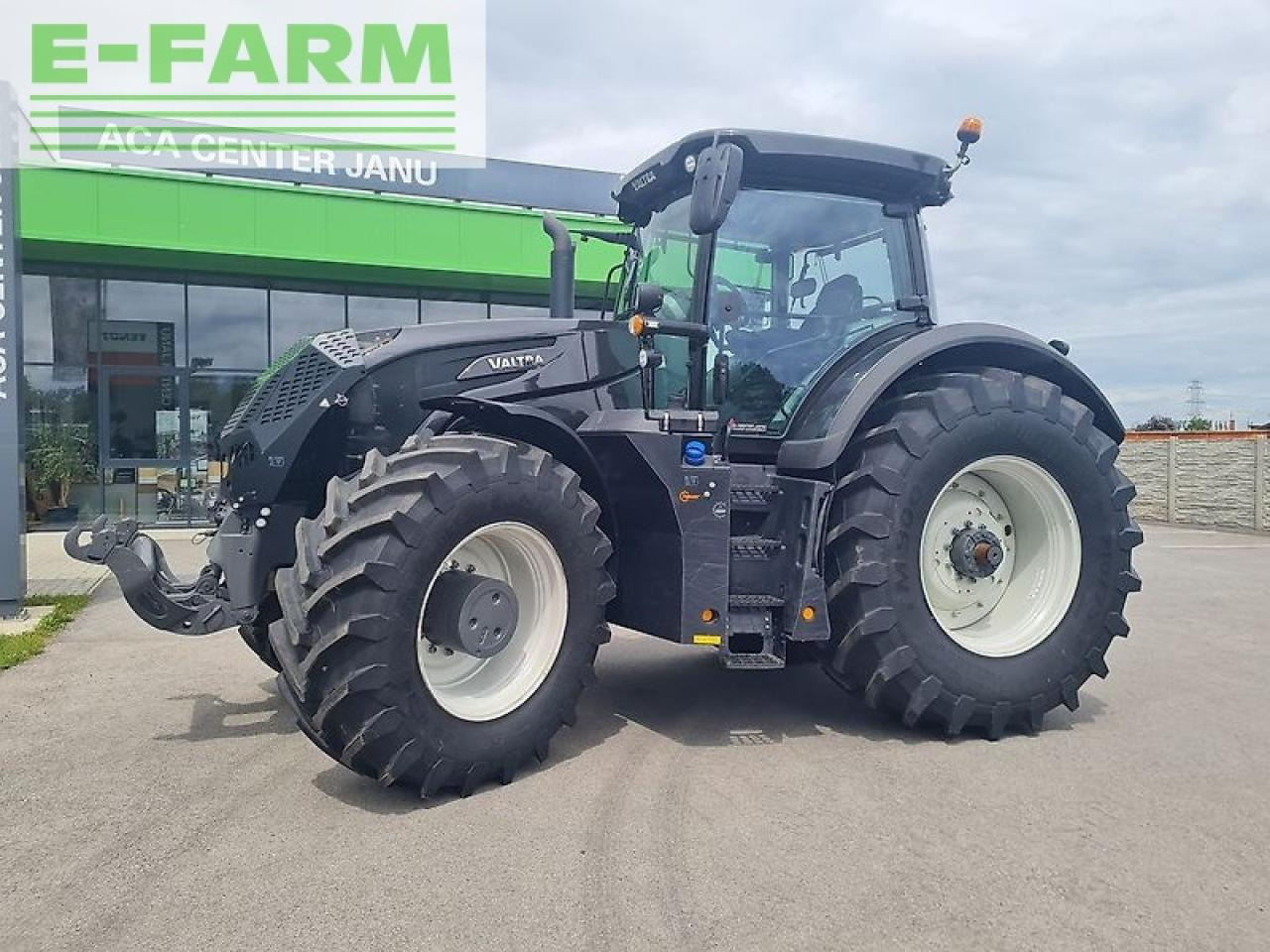 Valtra s394 (stufe v) - Trator: foto 1 Valtra s394 (stufe v) - Trator: foto 1