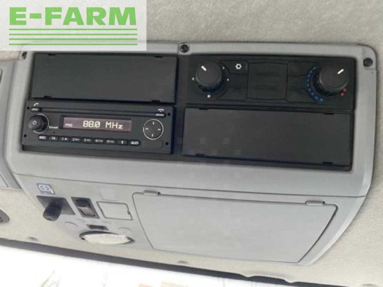 Trator Valtra t254v: foto 9