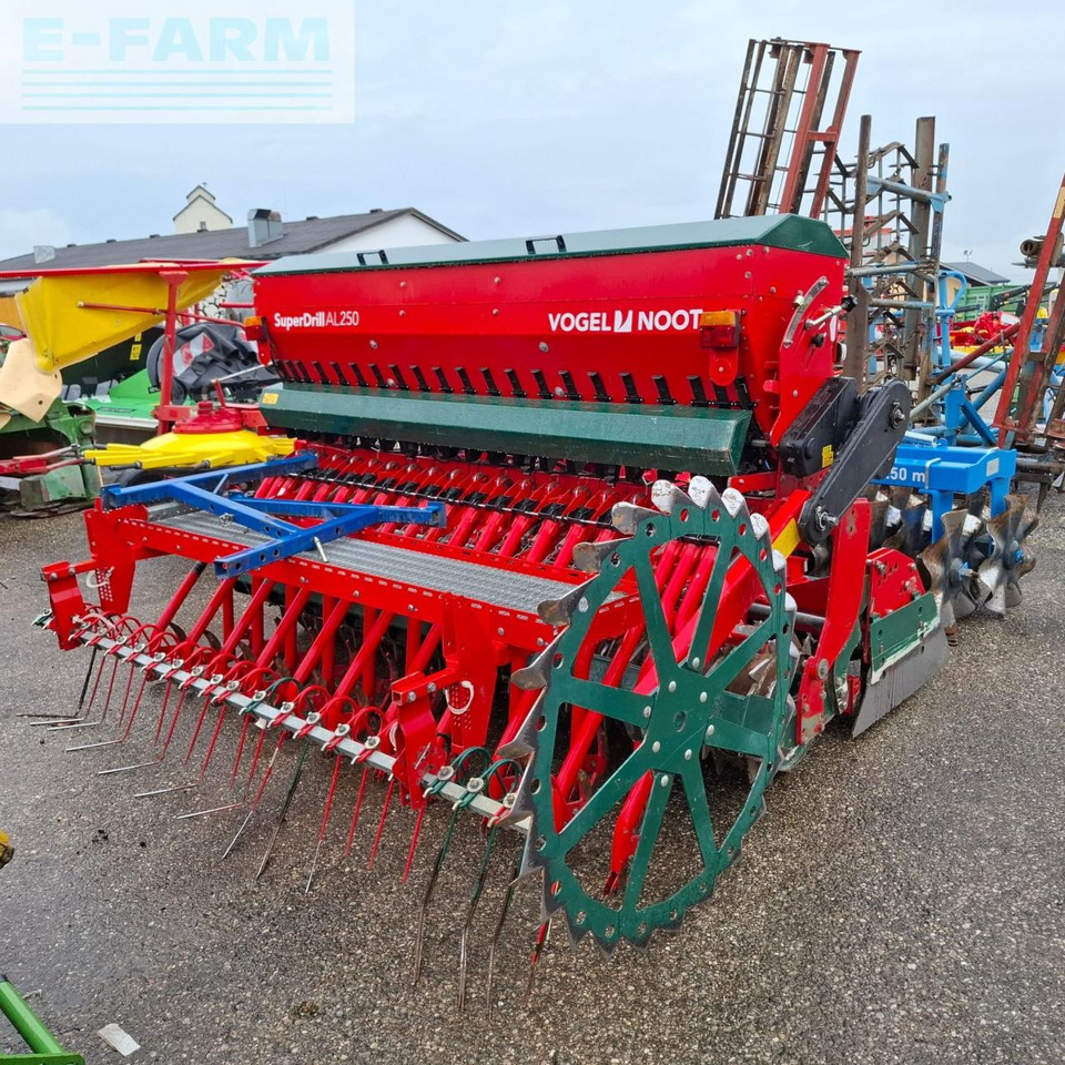 Vogel&Noot Kreiselegge - Maquina para lavrar a terra: foto 5 Vogel&Noot Kreiselegge - Maquina para lavrar a terra: foto 5