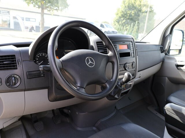 MERCEDES-BENZ Sprinter 316CDI DOKA,Allrad,AHK,TCO,Standhzg. - Carrinha de caixa aberta, Carrinha cabine dupla: foto 4 MERCEDES-BENZ Sprinter 316CDI DOKA,Allrad,AHK,TCO,Standhzg. - Carrinha de caixa aberta, Carrinha cabine dupla: foto 4