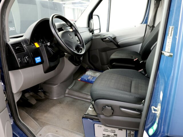 MERCEDES-BENZ Sprinter 316CDI DOKA,Allrad,Klima - Carrinha de caixa aberta, Carrinha cabine dupla: foto 2 MERCEDES-BENZ Sprinter 316CDI DOKA,Allrad,Klima - Carrinha de caixa aberta, Carrinha cabine dupla: foto 2