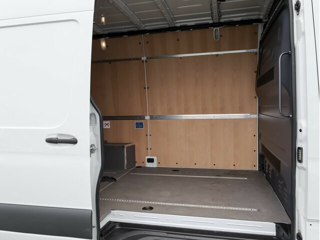 MERCEDES-BENZ Sprinter 317 CDI,3665mm,Automatik,Kamera - Furgão: foto 2 MERCEDES-BENZ Sprinter 317 CDI,3665mm,Automatik,Kamera - Furgão: foto 2