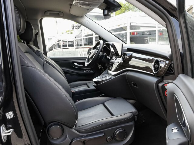 MERCEDES-BENZ V 300 Avantgarde Extralang,2xSchiebetür elektr. - Furgão de passageiros: foto 3 MERCEDES-BENZ V 300 Avantgarde Extralang,2xSchiebetür elektr. - Furgão de passageiros: foto 3