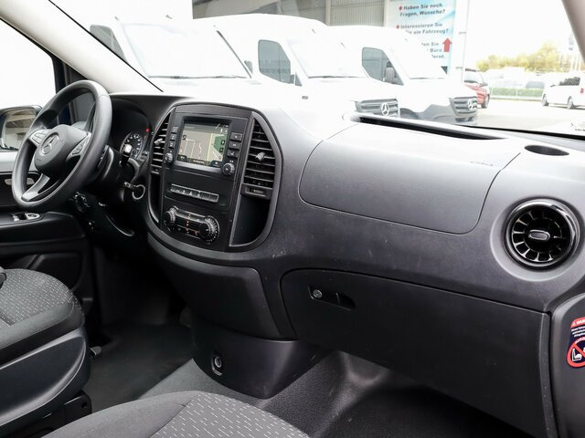 MERCEDES-BENZ Vito 114 TourerPro,Extralang,8Sitzer,Automatik... - Minibus, Furgão de passageiros: foto 4 MERCEDES-BENZ Vito 114 TourerPro,Extralang,8Sitzer,Automatik... - Minibus, Furgão de passageiros: foto 4