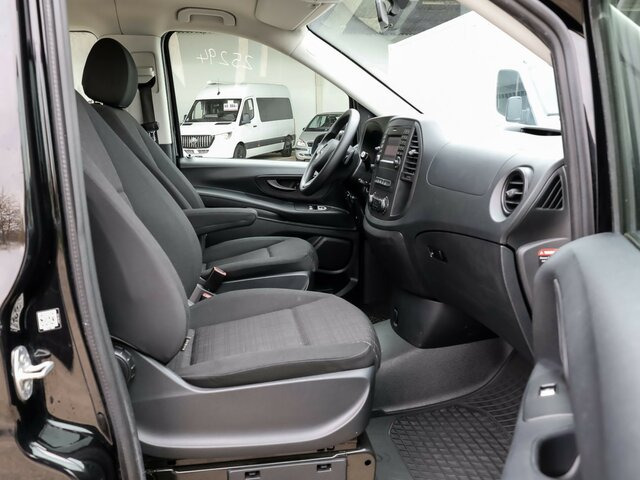MERCEDES-BENZ Vito 114 TourerPro,Extralang,8Sitzer,Automatik... - Minibus, Furgão de passageiros: foto 3 MERCEDES-BENZ Vito 114 TourerPro,Extralang,8Sitzer,Automatik... - Minibus, Furgão de passageiros: foto 3