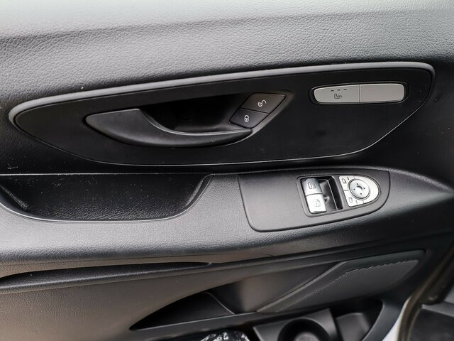 Furgão de passageiros MERCEDES-BENZ Vito 114 TourerPro,Extralang,AMF Rollstuhlrampe...: foto 7 Furgão de passageiros MERCEDES-BENZ Vito 114 TourerPro,Extralang,AMF Rollstuhlrampe...: foto 7