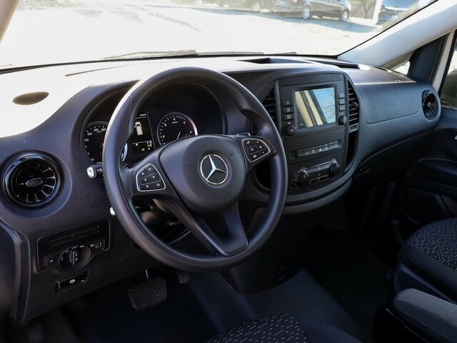 MERCEDES-BENZ Vito 114 TourerPro,lang,Automatik,8Sitze,Kamera... - Minibus, Furgão de passageiros: foto 4 MERCEDES-BENZ Vito 114 TourerPro,lang,Automatik,8Sitze,Kamera... - Minibus, Furgão de passageiros: foto 4