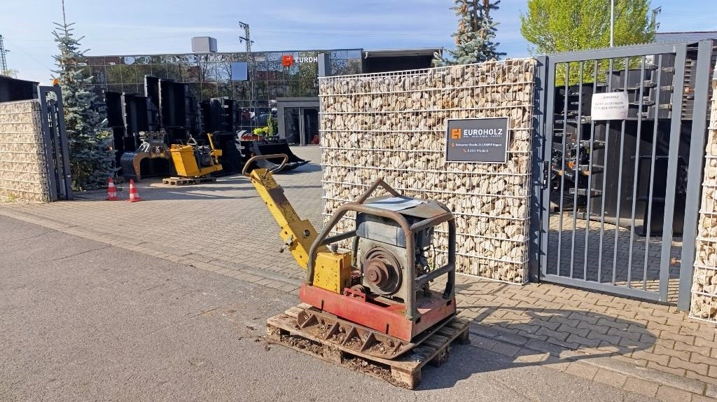 Dynapac LG 500 Rüttelplatte Motor defekt, Ersatzteilquelle - Placas vibratórias: foto 5 Dynapac LG 500 Rüttelplatte Motor defekt, Ersatzteilquelle - Placas vibratórias: foto 5