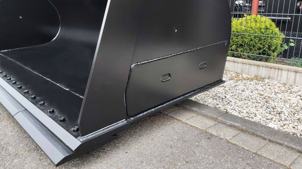 EH Frontschaufel passend Volvo L120 mit Messer - Balde para carregadeiras: foto 5 EH Frontschaufel passend Volvo L120 mit Messer - Balde para carregadeiras: foto 5