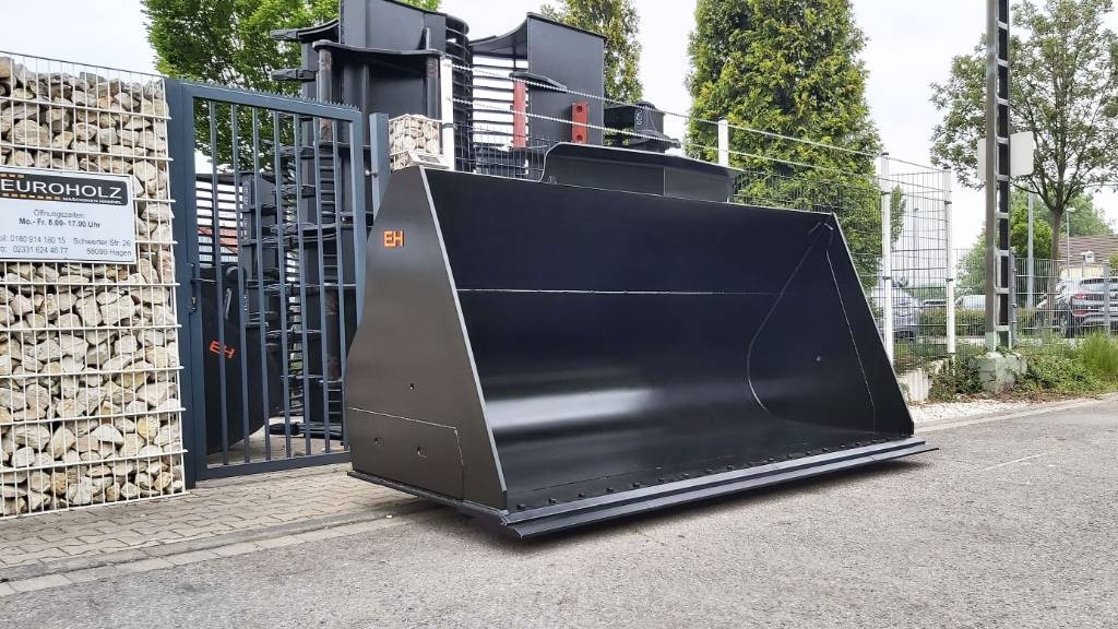 EH Frontschaufel passend Volvo L120 mit Messer - Balde para carregadeiras: foto 1 EH Frontschaufel passend Volvo L120 mit Messer - Balde para carregadeiras: foto 1