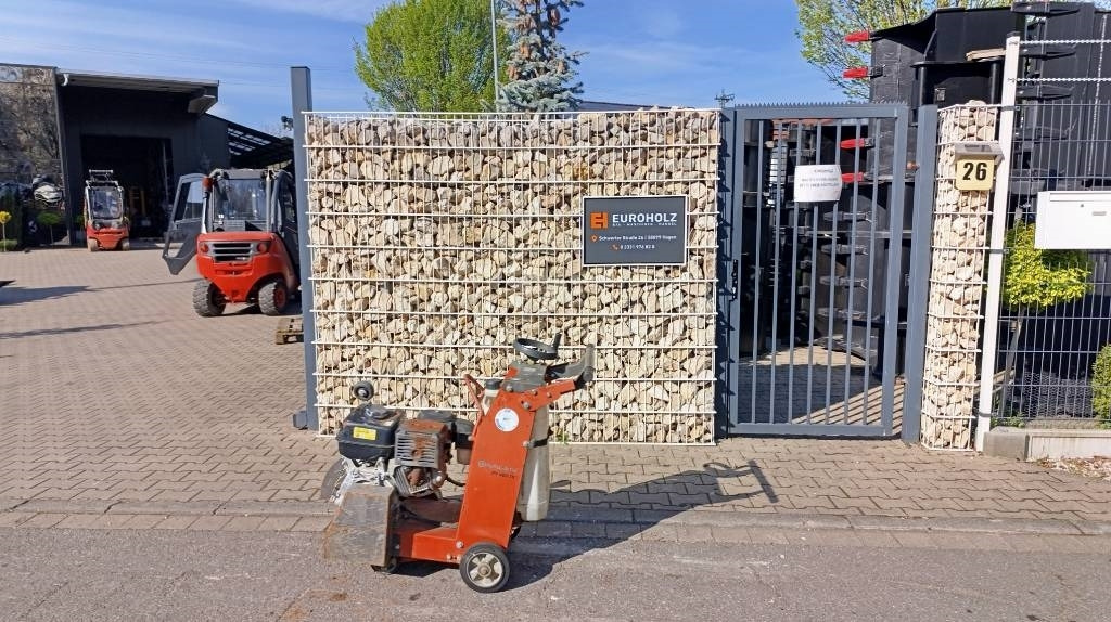 Husqvarna FS 400 LV Fugenschneider Bj 2017 mit Motorproblem - Aplainadora (Fresadora): foto 5 Husqvarna FS 400 LV Fugenschneider Bj 2017 mit Motorproblem - Aplainadora (Fresadora): foto 5