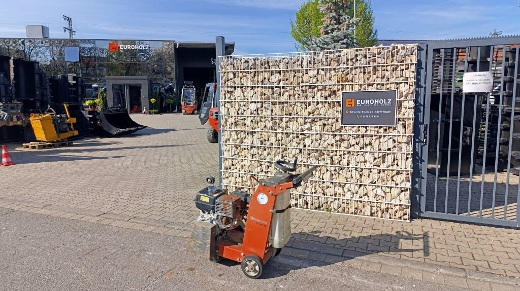 Husqvarna FS 400 LV Fugenschneider Bj 2017 mit Motorproblem - Aplainadora (Fresadora): foto 4 Husqvarna FS 400 LV Fugenschneider Bj 2017 mit Motorproblem - Aplainadora (Fresadora): foto 4