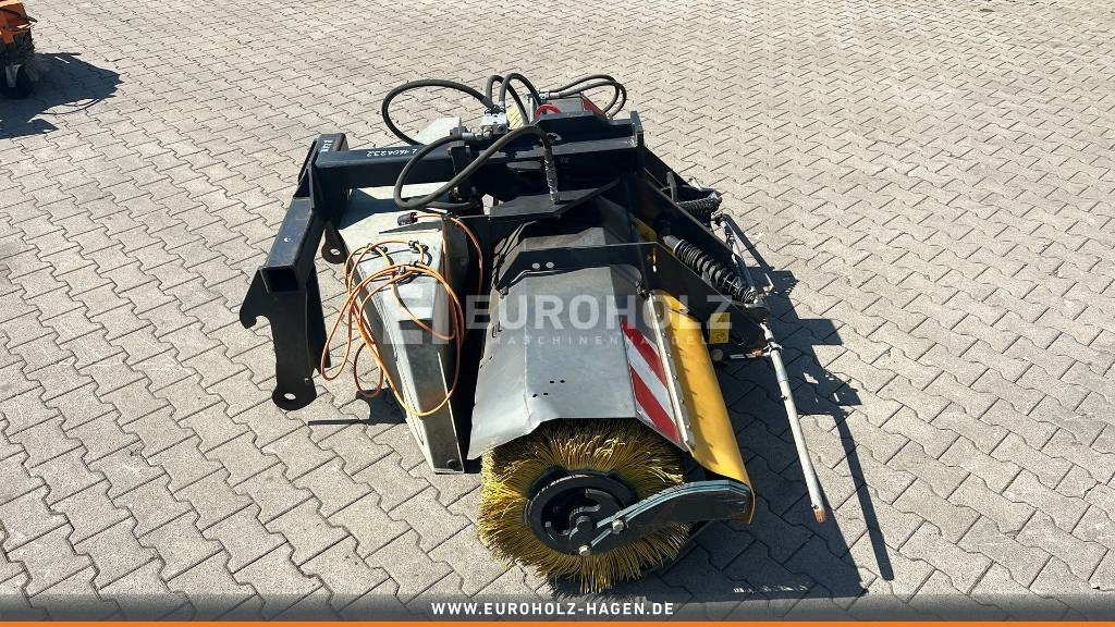 Kehrmaschine passend Kramer 420 950 2300 mm gebr - Vassoura: foto 3 Kehrmaschine passend Kramer 420 950 2300 mm gebr - Vassoura: foto 3