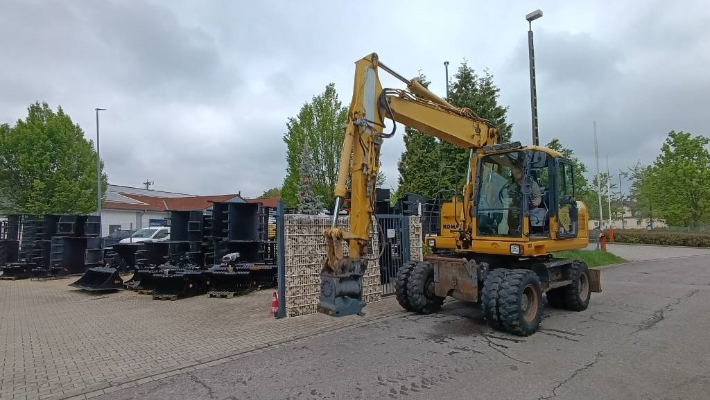 Komatsu PW 140 Mobilbagger Powertilt Schnellwechsler MS 10 - Escavadeira de rodas: foto 4 Komatsu PW 140 Mobilbagger Powertilt Schnellwechsler MS 10 - Escavadeira de rodas: foto 4