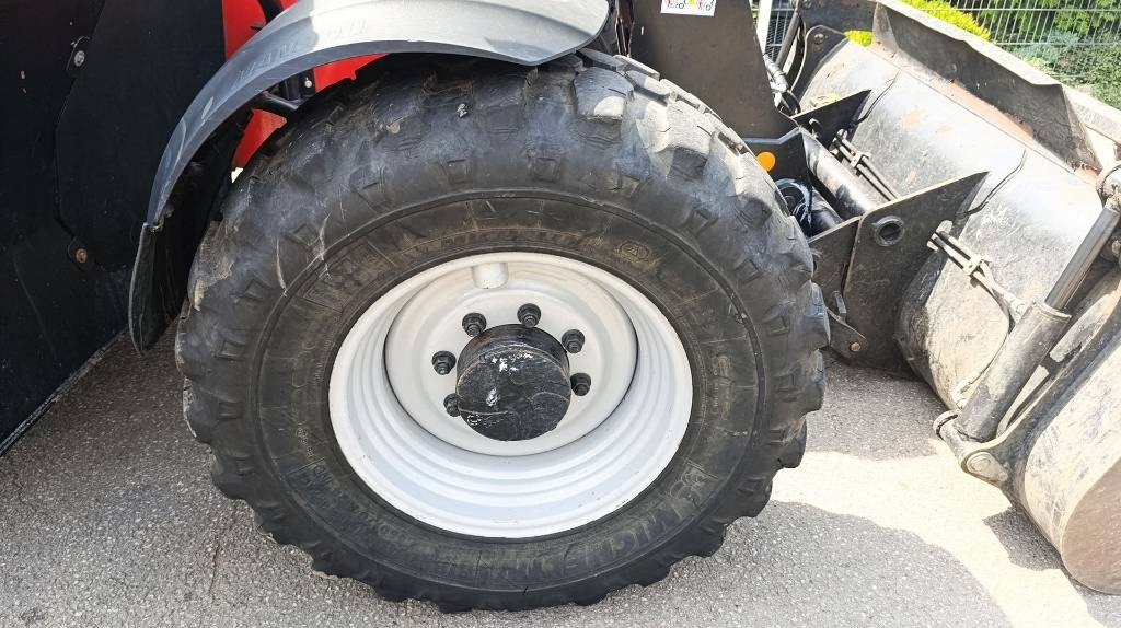 Empilhador telescópico Manitou Teleskoplader 737, Allrad, 7 m und 3.7 t, Klima,: foto 8 Empilhador telescópico Manitou Teleskoplader 737, Allrad, 7 m und 3.7 t, Klima,: foto 8