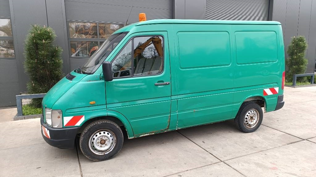 Volkswagen LT 28 Kastenwagen Werkstattsschränke Motorschaden - Carrinha de contentor: foto 3 Volkswagen LT 28 Kastenwagen Werkstattsschränke Motorschaden - Carrinha de contentor: foto 3