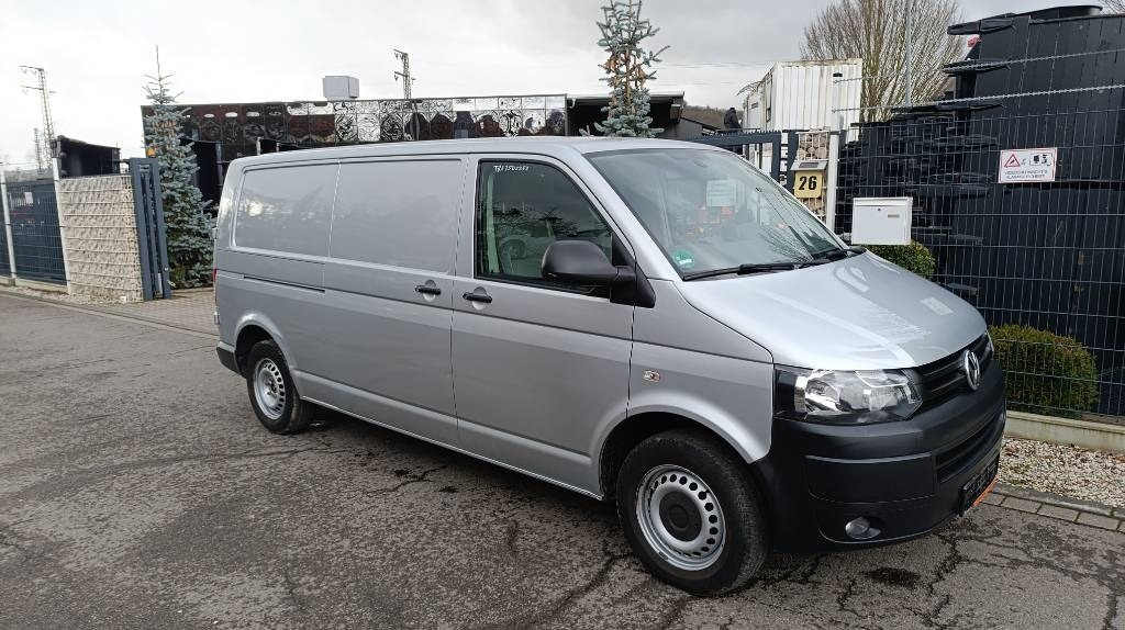 Carrinha de contentor Volkswagen T5 2.0 TDI, Transporter, Kasten, Werkstattschränke: foto 26