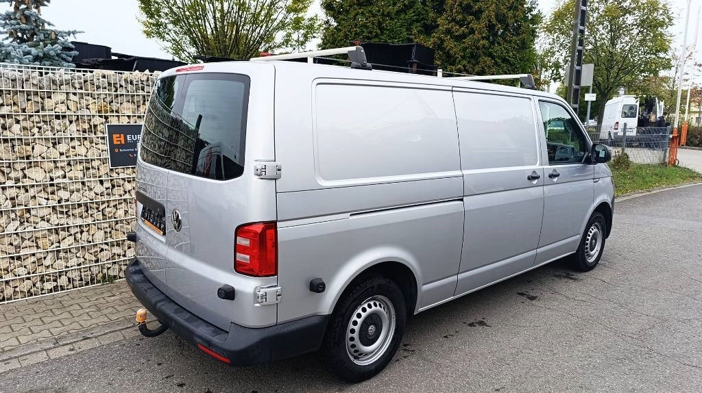 Volkswagen Transporter T6 TDI, Werkstattschränke Standheizung  - Carrinha de contentor: foto 5 Volkswagen Transporter T6 TDI, Werkstattschränke Standheizung  - Carrinha de contentor: foto 5