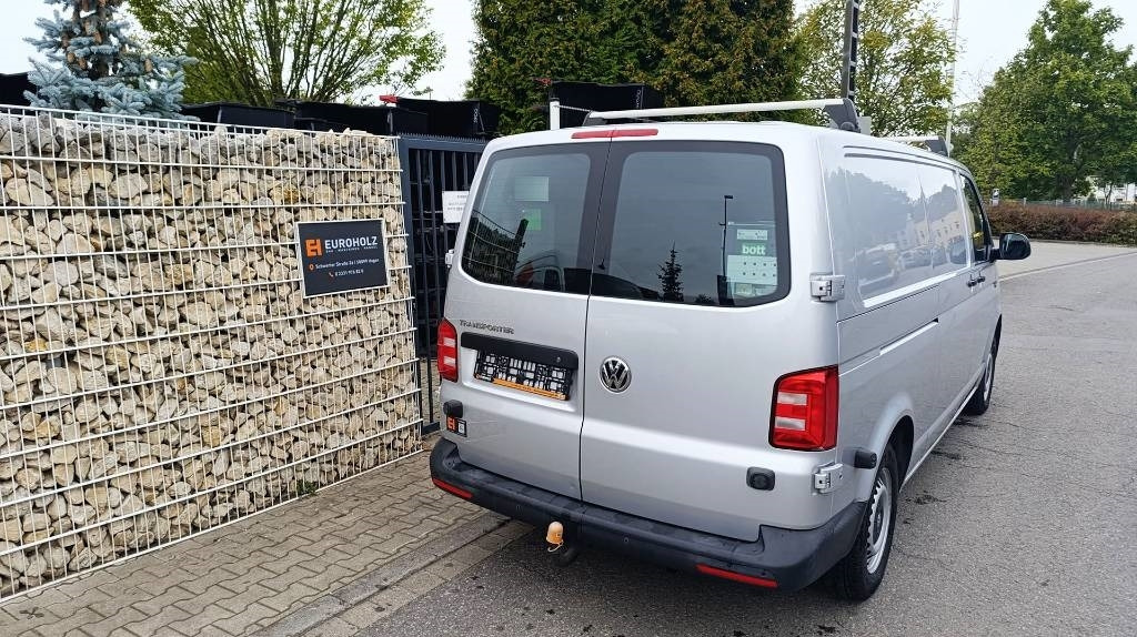 Volkswagen Transporter T6 TDI, Werkstattschränke Standheizung  - Carrinha de contentor: foto 4 Volkswagen Transporter T6 TDI, Werkstattschränke Standheizung  - Carrinha de contentor: foto 4