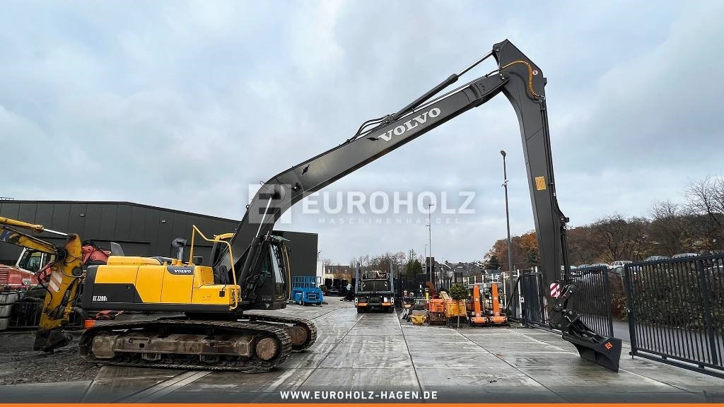 Volvo EC 220, Kettenbagger mit Long Reach, Kamera, Klima - Escavadora de rastos: foto 1 Volvo EC 220, Kettenbagger mit Long Reach, Kamera, Klima - Escavadora de rastos: foto 1