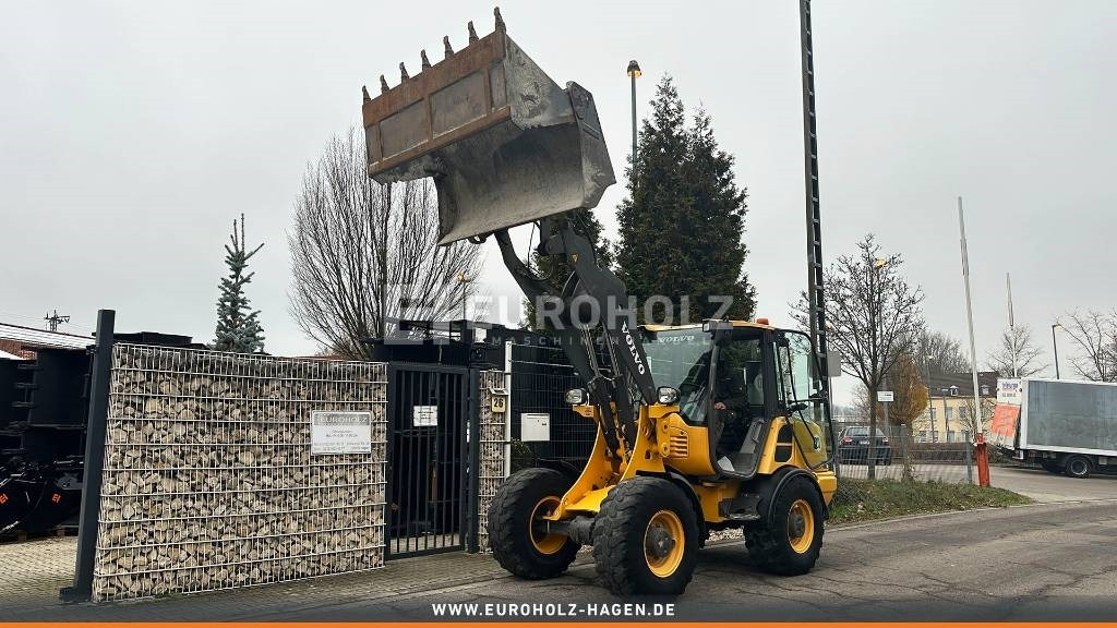 Volvo L 28 F, Radlader, hydr. Schnellwechsler, Schaufel - Pá carregadora de rodas: foto 2 Volvo L 28 F, Radlader, hydr. Schnellwechsler, Schaufel - Pá carregadora de rodas: foto 2