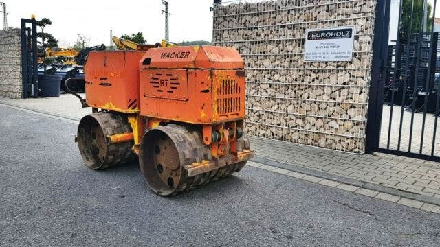 Wacker RT 820 Walze Fernbedienung Rüttelwalze - Placas vibratórias: foto 3 Wacker RT 820 Walze Fernbedienung Rüttelwalze - Placas vibratórias: foto 3