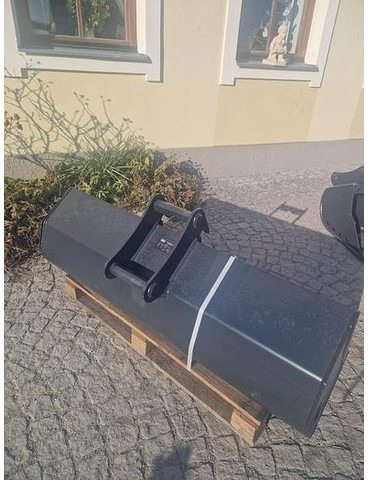 Big Böschungslöffel 140 cm mit Lehnhoff M03 Symblock Aufnahme - Balde: foto 2 Big Böschungslöffel 140 cm mit Lehnhoff M03 Symblock Aufnahme - Balde: foto 2