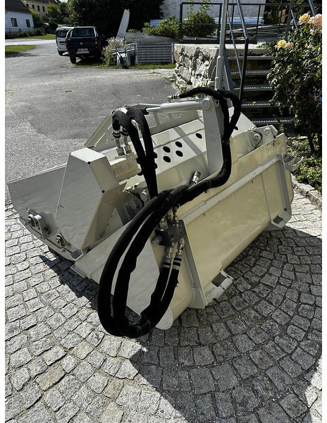 Cat Cat Landscape Rake LR15 - Equipamento: foto 4 Cat Cat Landscape Rake LR15 - Equipamento: foto 4