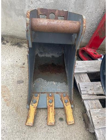 Kinshofer - Lehnhoff Tieflöffel 30 cm mit Lehnhoff MS03 Aufnahme - Equipamento: foto 1 Kinshofer - Lehnhoff Tieflöffel 30 cm mit Lehnhoff MS03 Aufnahme - Equipamento: foto 1