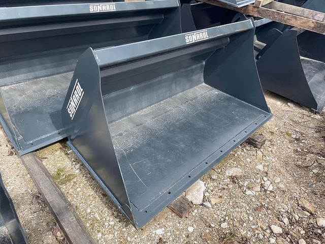 Sonarol Schwergutschaufel 180 cm mit Bobcat 114 cm Aufnahme - Balde: foto 1 Sonarol Schwergutschaufel 180 cm mit Bobcat 114 cm Aufnahme - Balde: foto 1
