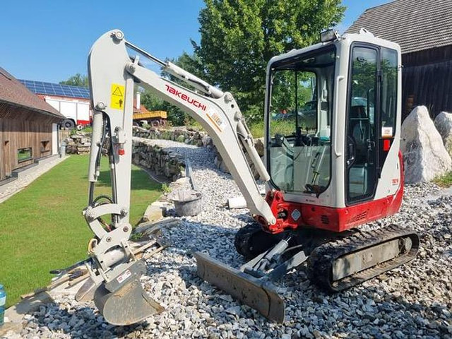 Takeuchi TB216 Minibagger - Mini escavadeira: foto 1 Takeuchi TB216 Minibagger - Mini escavadeira: foto 1